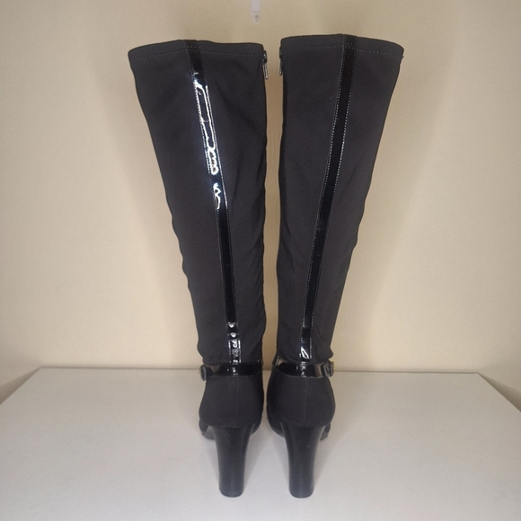 Lauren Ralph Lauren Heeled Knee Sock Style Boot Side Zip Size 9B - Picture 3 of 9